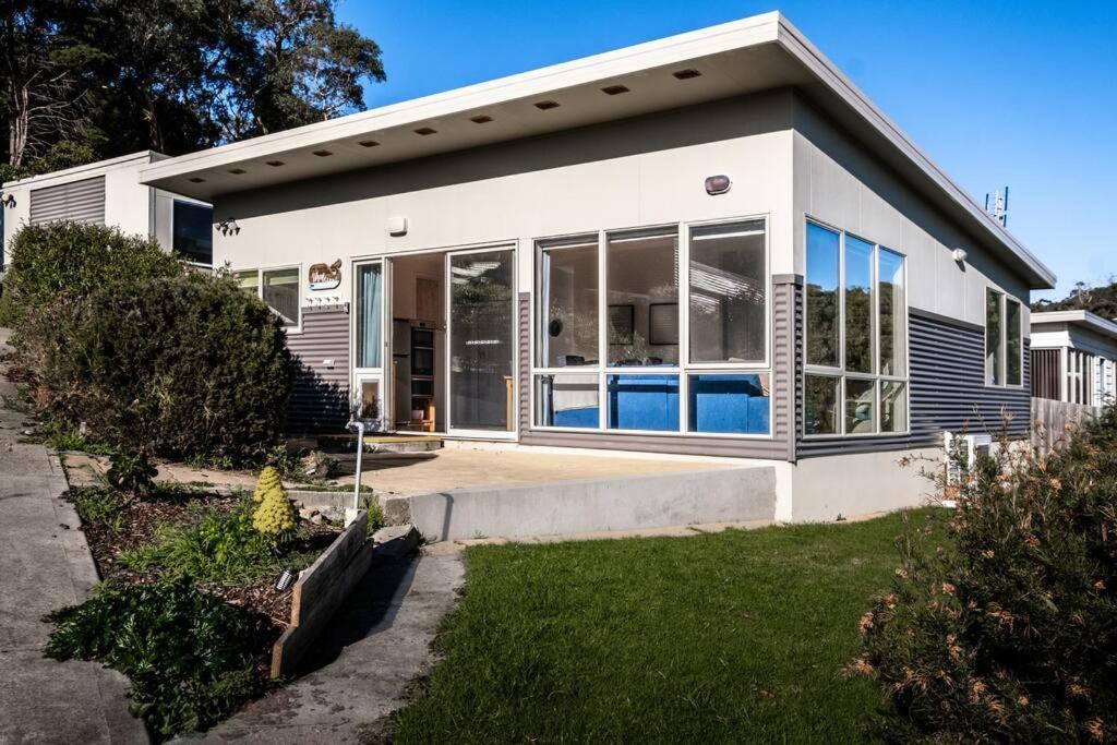 The Hill House Villa Bicheno Exterior photo